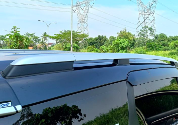 Ketahui Aturan dan Risiko Pakai Roof Box Di Mobil Saat Mudik Lebaran Nanti