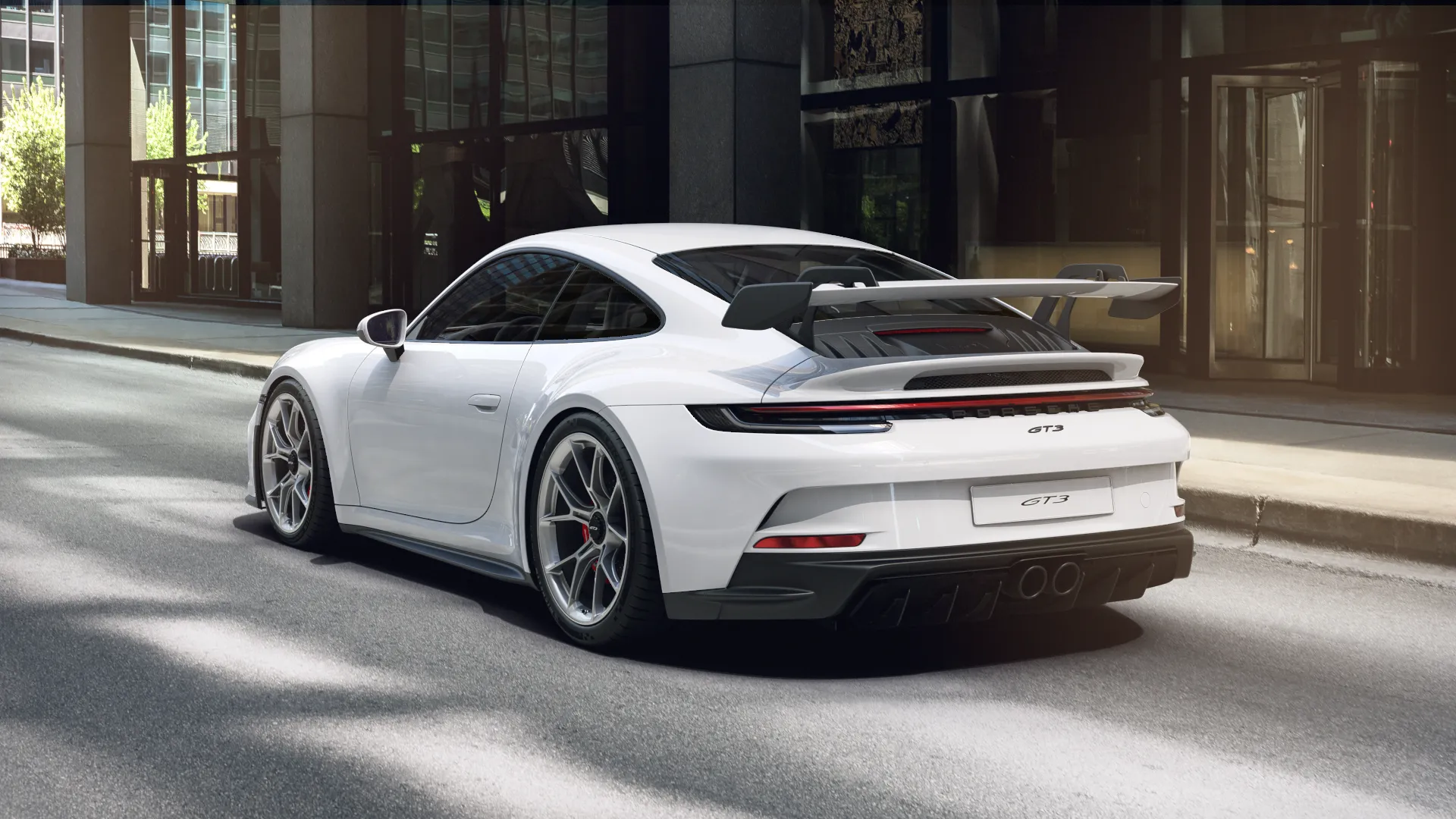 Ini Dia Spefisikasi Porsche 911 GT3 yang Viral Setelah Ditabrak XPander