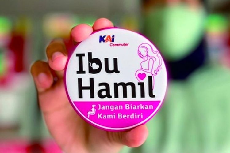 Ramai Penumpang KRL Pakai Pin ‘Ibu Hamil’, Ini Penjelasan KAI